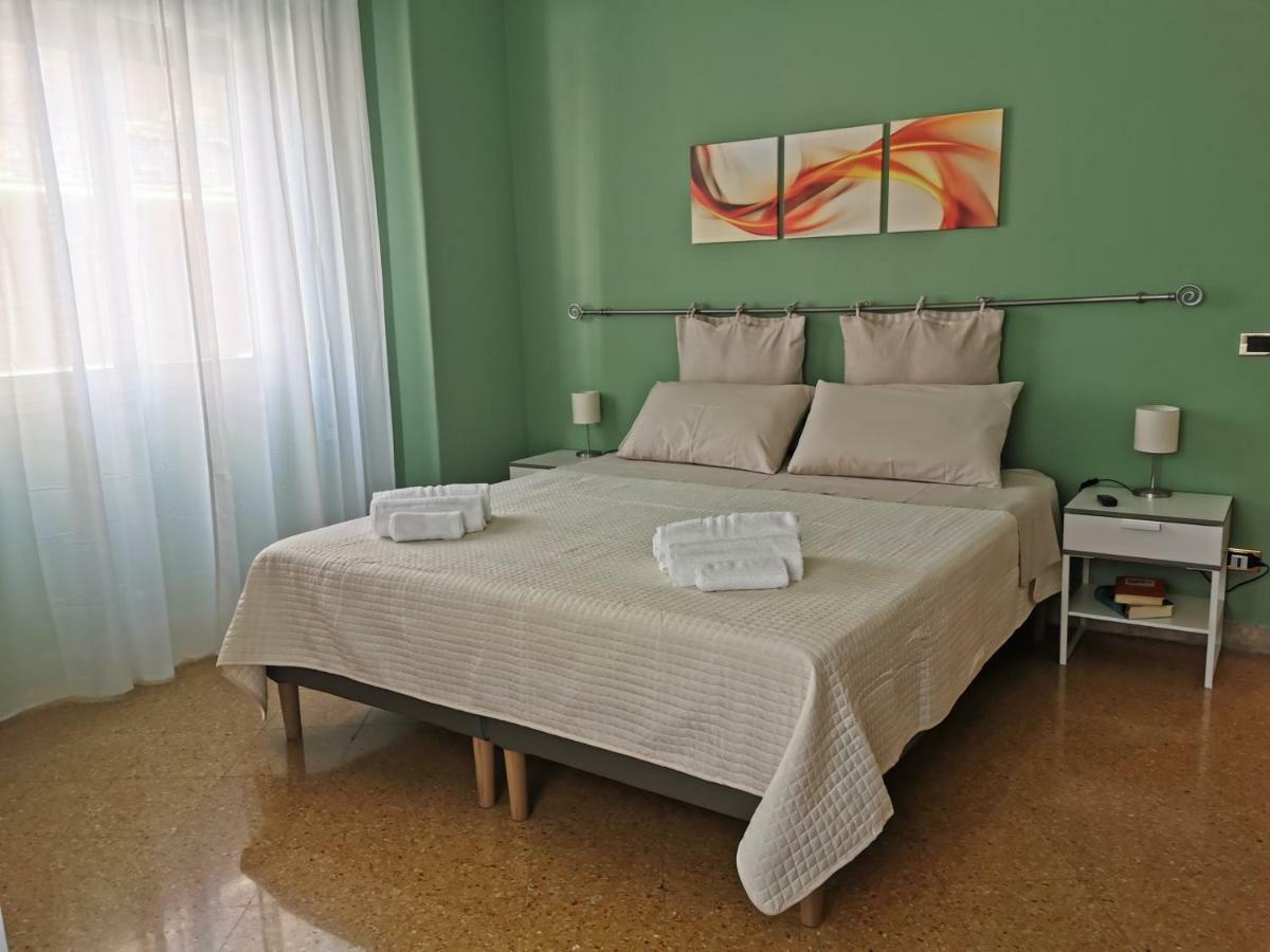 Elera Holiday Apartment Palermo Ngoại thất bức ảnh