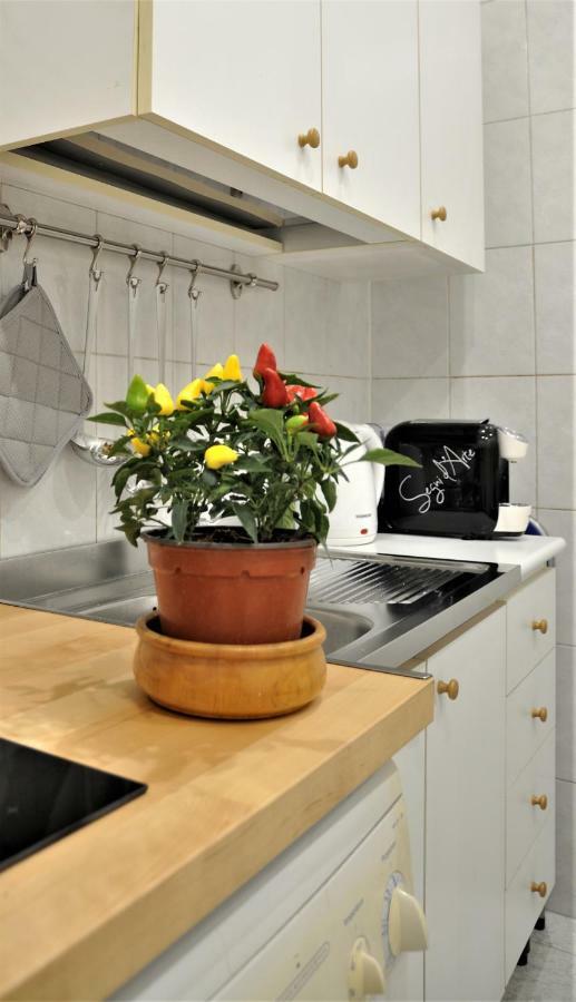 Elera Holiday Apartment Palermo Ngoại thất bức ảnh